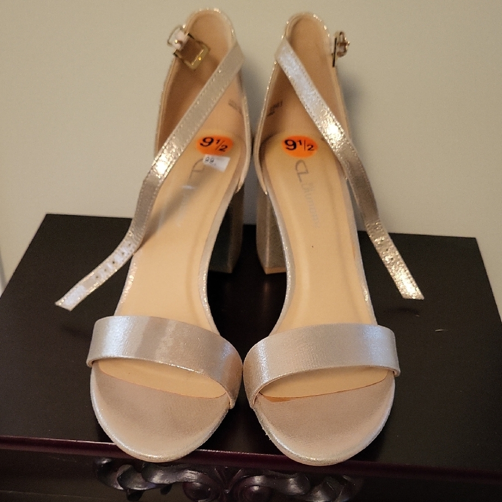CL by Laundry Shimmering Gold Heels